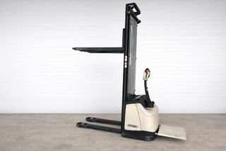 Crown 2013 WF 3000-thumb-4