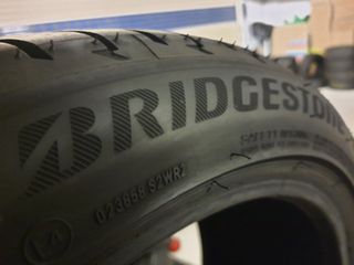 Bridgestone 245/40R18 93Y-thumb-9