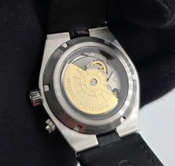 Vacheron Constantin Overseas Black dial-thumb-2