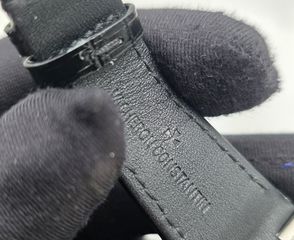 Vacheron Constantin Overseas Black dial-thumb-7