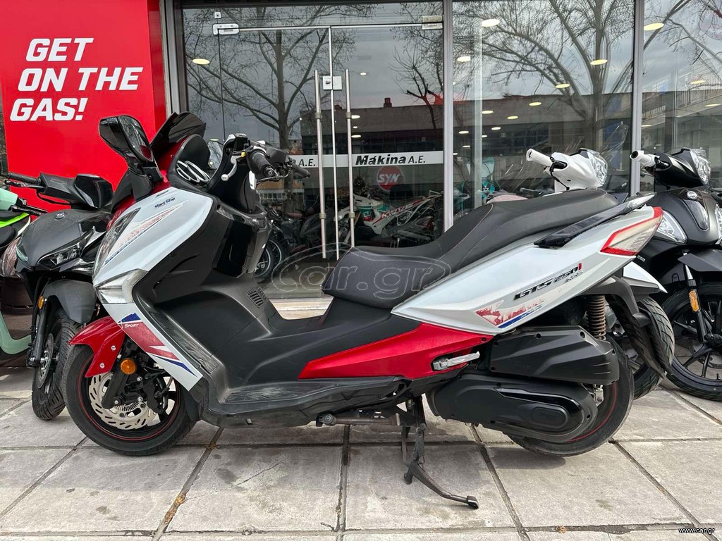 Sym GTS 300 2017 SYM GTS 300 F4 SPORT