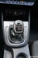 Hyundai Kona 2022 Premium, Clima, Rear Camera, Apple Carplay - And-thumb-31