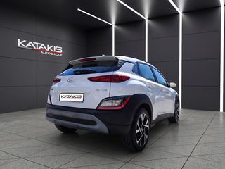 Hyundai Kona 2022 Premium, Clima, Rear Camera, Apple Carplay - And-thumb-4