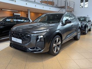Audi Q3 2026 SUV Advanced  TFSI Hybrid  S tronic
