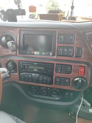 DAF 2015 106 510-thumb-17