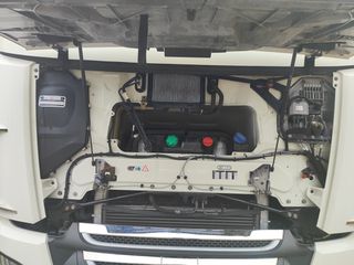 DAF 2015 106 510-thumb-18