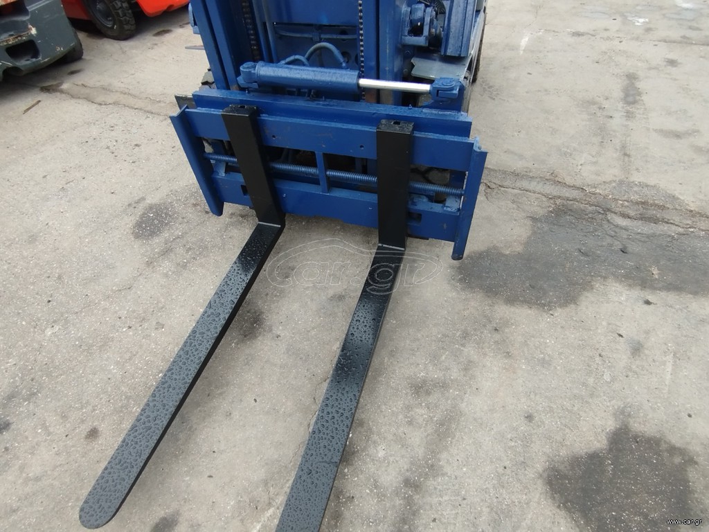 Komatsu 1992