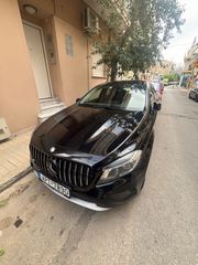Mercedes-Benz GLA 180 2017