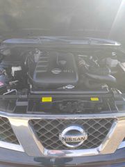 Nissan Navara 2010-thumb-10