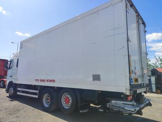 Ψυγείο Volvo 2003-thumb-4