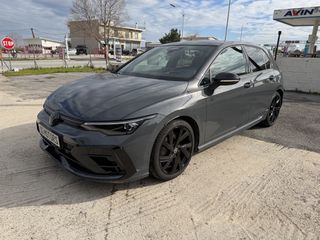 Volkswagen Golf 2025 R BLACK EDITION