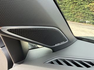 Volkswagen Golf 2025 R BLACK EDITION-thumb-6