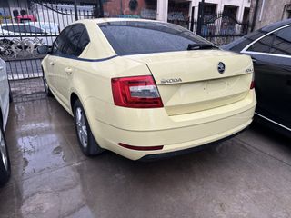 Skoda Octavia 2017-thumb-3