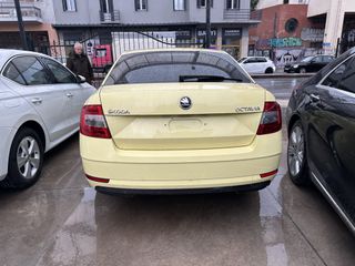Skoda Octavia 2017-thumb-4