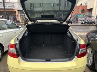 Skoda Octavia 2017-thumb-14