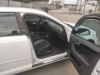 Audi A3 2011 S-line-thumb-4