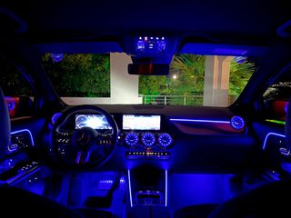 Mercedes-Benz GLA 250 2024 AMG LINE/PREMIUM PLUS/360°CAMERA /KEYLLES/ELECTRIC SEATS-thumb-50