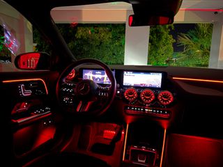Mercedes-Benz GLA 250 2024 AMG LINE/PREMIUM PLUS/360°CAMERA /KEYLLES/ELECTRIC SEATS-thumb-56