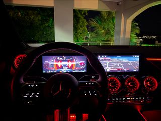Mercedes-Benz GLA 250 2024 AMG LINE/PREMIUM PLUS/360°CAMERA /KEYLLES/ELECTRIC SEATS-thumb-59