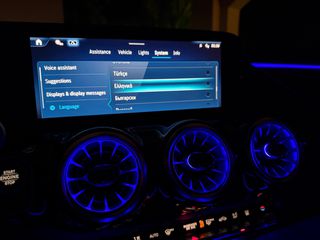 Mercedes-Benz GLA 250 2024 AMG LINE/PREMIUM PLUS/360°CAMERA /KEYLLES/ELECTRIC SEATS-thumb-66