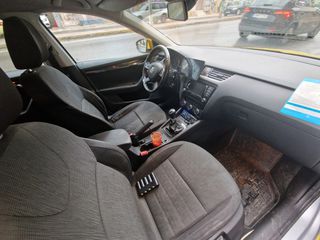 Skoda Octavia 2014 50%-thumb-3