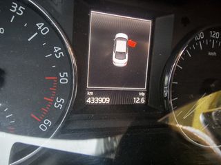 Skoda Octavia 2014 50%-thumb-4