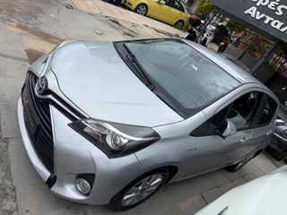 Toyota Yaris 2016-thumb-1
