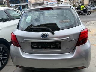 Toyota Yaris 2016-thumb-4