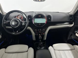 Mini Countryman 2017 (Cooper S E ALL4)-thumb-8