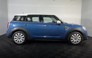 Mini Countryman 2017 (Cooper S E ALL4)-thumb-3