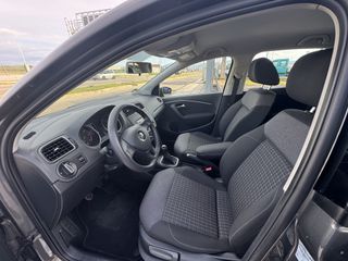 Volkswagen Polo 2016 1.4 TDI BLUEMOTION-thumb-13