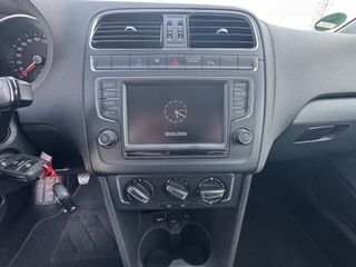 Volkswagen Polo 2016 1.4 TDI BLUEMOTION-thumb-15