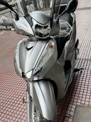 Honda SH 300i 2018 ABS TOP BOX