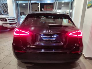Mercedes-Benz A 180 2018 automatic + F1 Full extra-thumb-5
