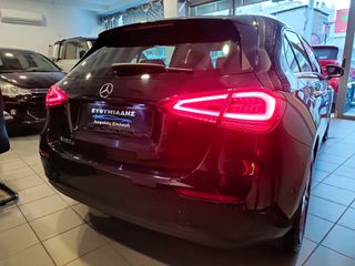 Mercedes-Benz A 180 2018 automatic + F1 Full extra-thumb-18