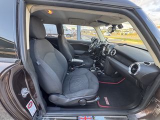 Mini Cooper S 2012 CLUBMAN-thumb-6