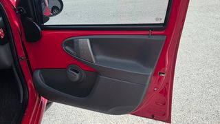 Toyota Aygo 2006-thumb-9