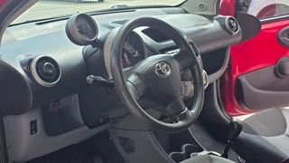 Toyota Aygo 2006-thumb-14