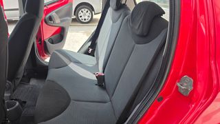 Toyota Aygo 2006-thumb-16