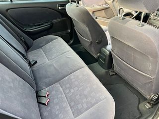 Toyota Avensis 2002 AVENSIS 1.6 VVTI-thumb-16
