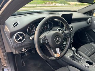 Mercedes-Benz A 180 2016 A 180-thumb-12