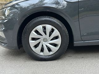 Volkswagen Polo 2019-thumb-7