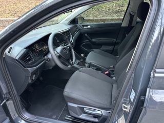 Volkswagen Polo 2019-thumb-10