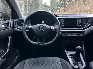 Volkswagen Polo 2019-thumb-15
