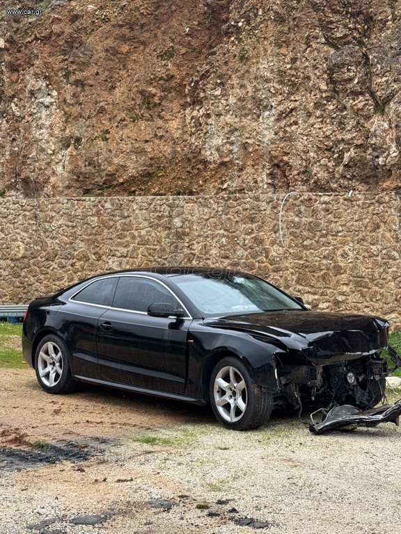 ΑΔΕΙΑ AUDI A5