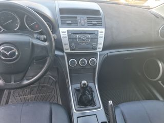 Mazda 6 2009-thumb-12