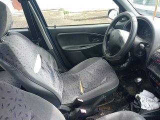 Citroen Saxo 2000-thumb-12
