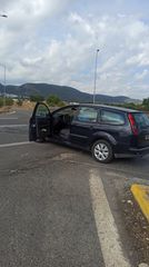 Ford Focus 2004-thumb-1