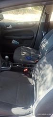 Ford Focus 2004-thumb-6