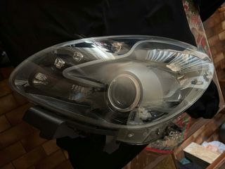 Γνήσιο Φανάρι Alfa Romeo Giulietta (940) Bi-Xenon Carbon Look – Δεξί | OEM: 505308910